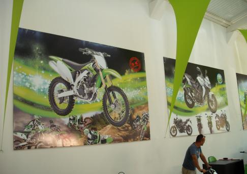 Painel Lona Kawasaki GP1 Motos 4