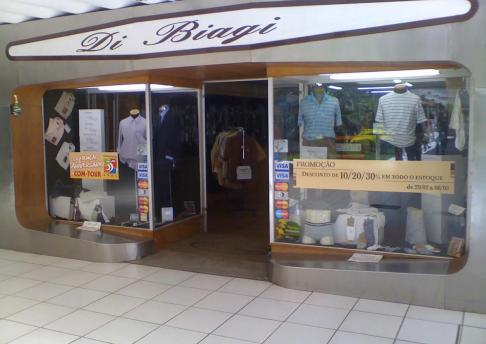 Vitrine Com-Tour 1
